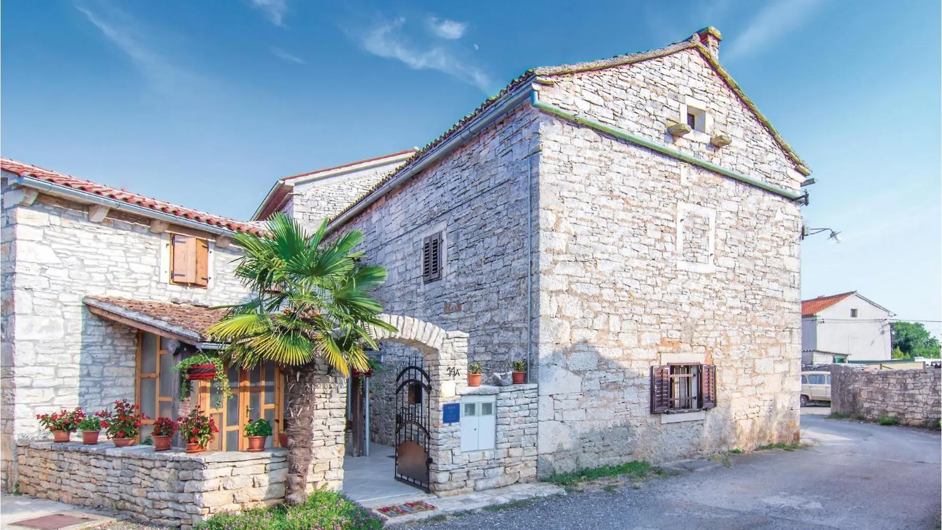 Lovely Home In Svetvincenat With Wifi Tatil Evi